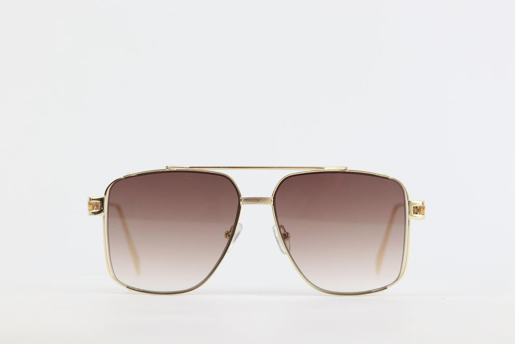VISTA - Amber Brown